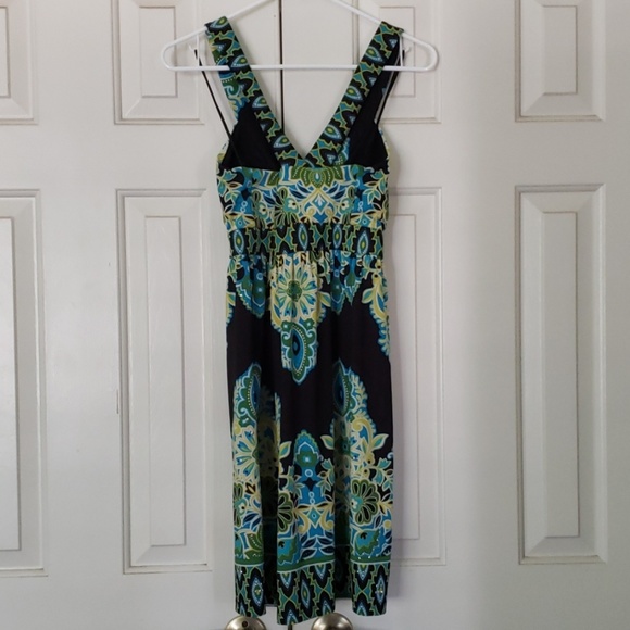 Dress - Picture 2 of 4